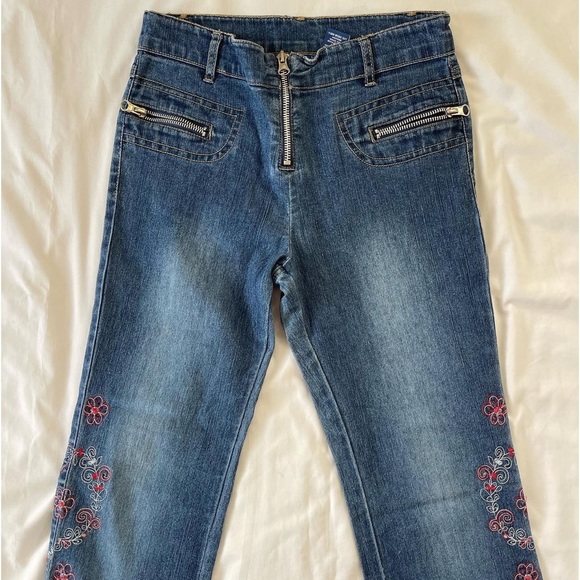 vintage ponytail embroidered flare jeans - Picture 2 of 7